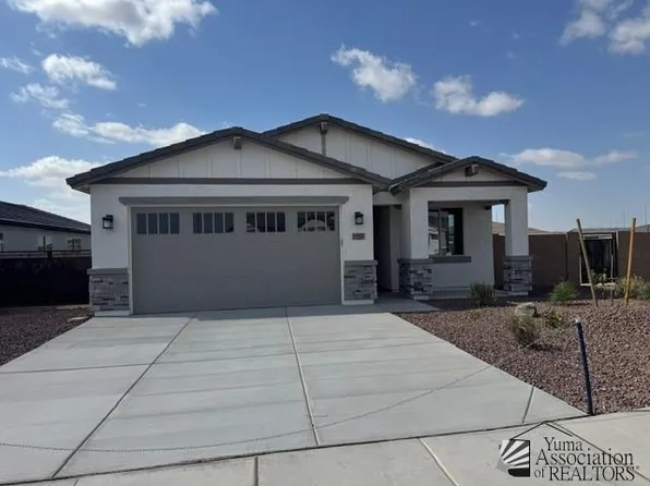 7531 E 35th St, Yuma, AZ 85365