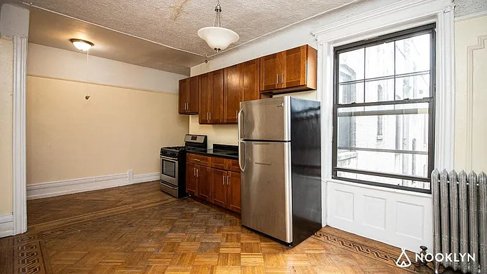 Rented by Nooklyn NYC LLC | media 9