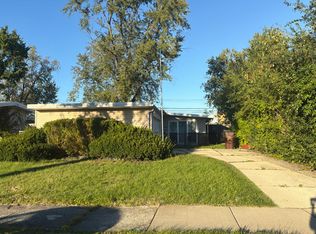 1137 Parkview Ave, Chicago Heights, IL 60411