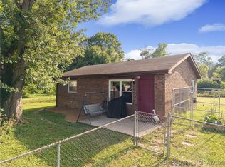 303 Railroad St, Henryville, IN 47126