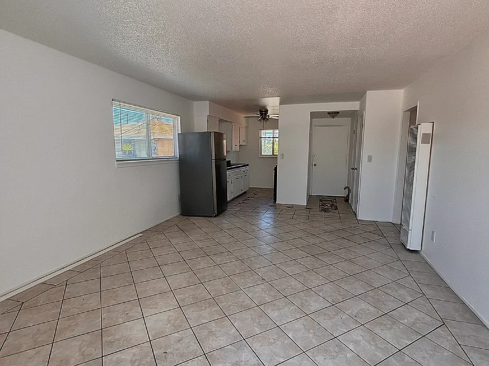 1610 Evergreen St #D