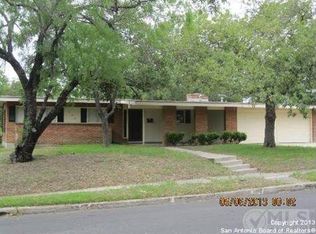 262 Springwood Ln, San Antonio, TX 78216