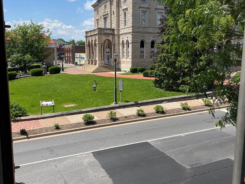 28 S Main St #9
