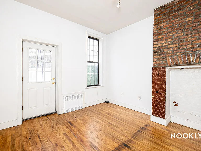 1299 Greene Ave #1R — Photo 8