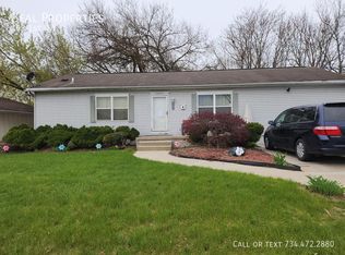 498 1st Ave, Ypsilanti, MI 48197