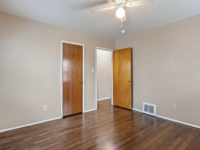 1310 E Columbia St #A — Photo 12