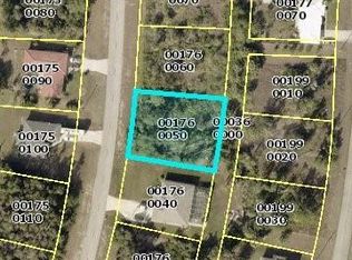 326 Parkdale Blvd, Lehigh Acres, FL 33974
