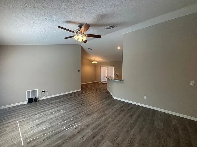 8355 SW 131st Ln — Photo 5