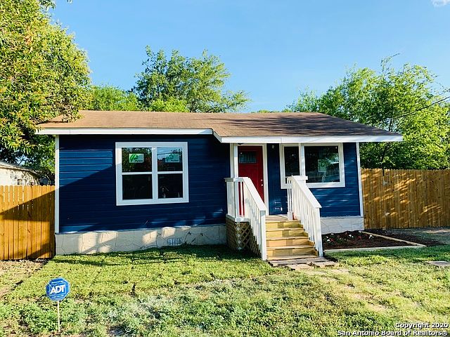 1st image of 606 Sharmain Pl
