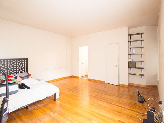 2nd image of 323 E 18th St #3