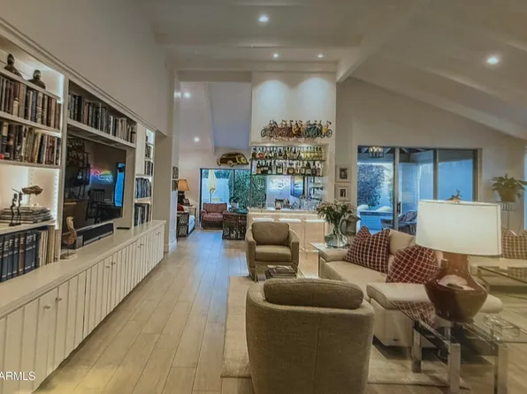 7334 E TUCKEY Lane, Scottsdale, AZ 85250