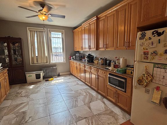 5th image of 8166 102nd Road
