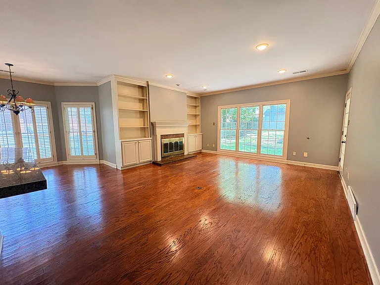 1850 Wood Oak Dr — Photo 9