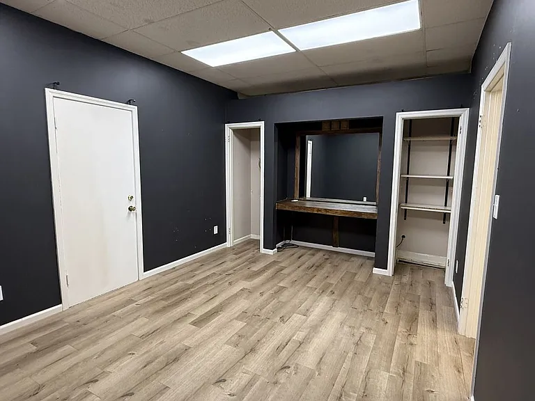 311 N Jackson St #4 — Photo 6