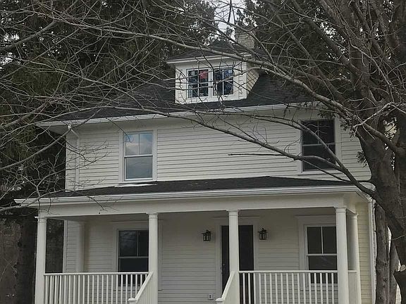 4th image of 128 County Route 10
