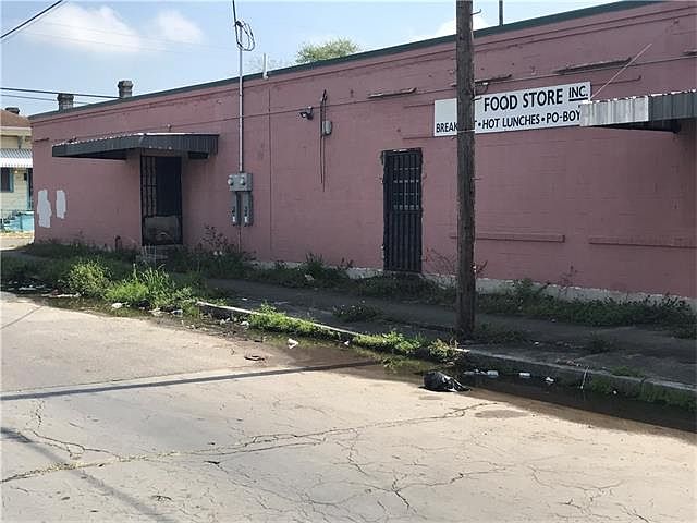 1st image of 326 N Roman St
