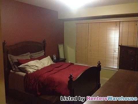 4th image of 825 Berry St APT 113