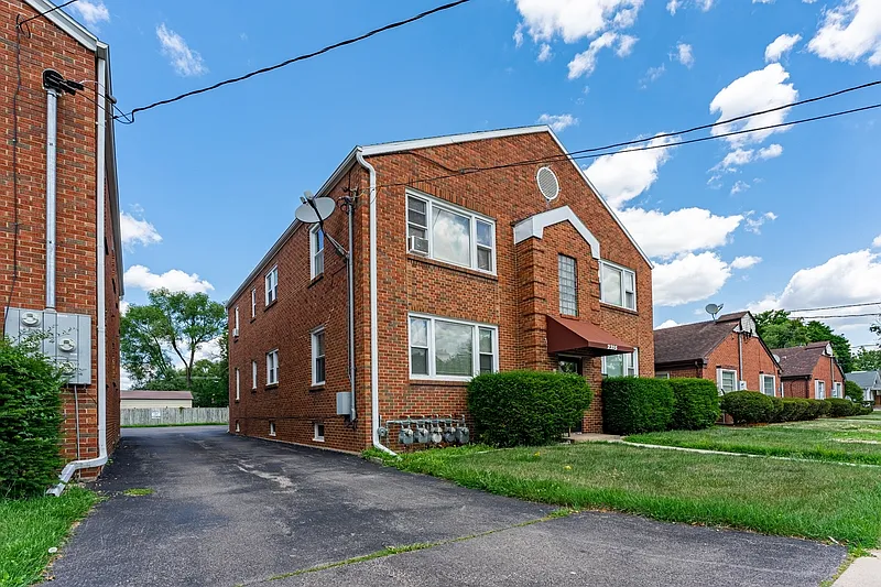1 bed, 1.0 bath, 921 sqft, $1,095 — Photo 4