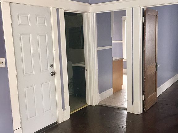 5th image of 12200 Buckingham Ave