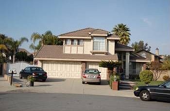1st image of 208 Ironwood Cir
