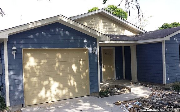 2nd image of 1314 Hortencia Ave