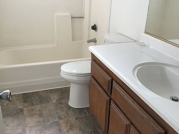 5th image of 7430 Eugenia Dr