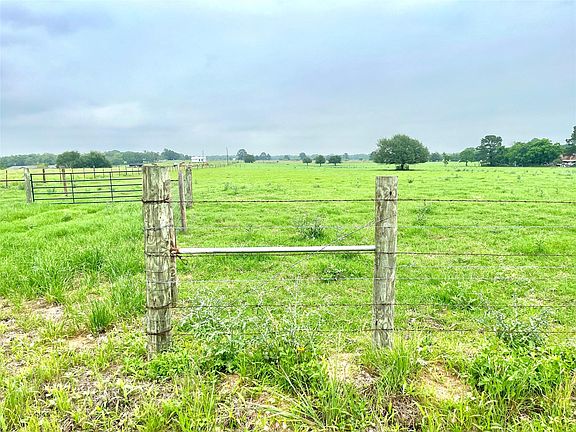 5th image of Farris Ln