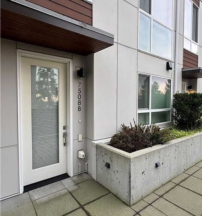 1st image of 7508 15th Ave NW #B
