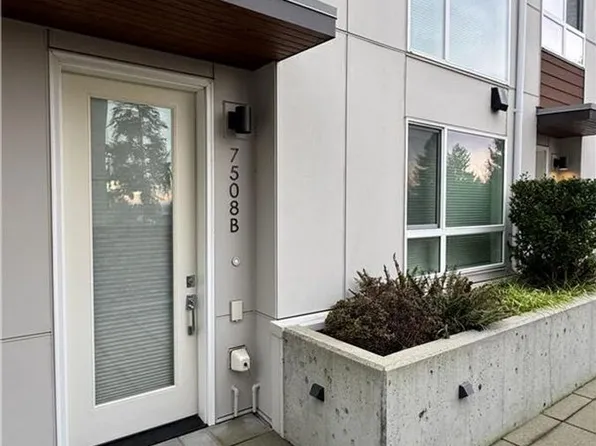 7508 15th Ave NW #B, Seattle, WA 98117