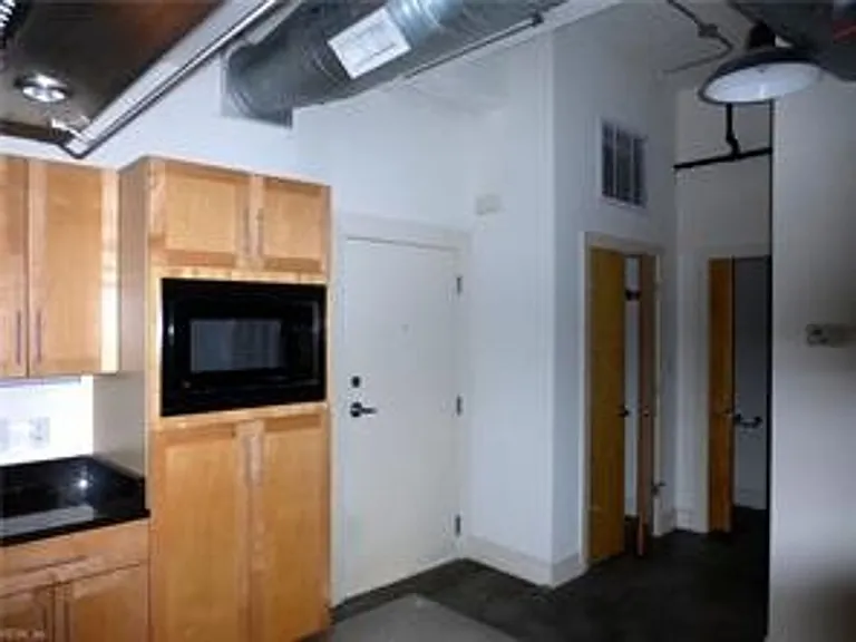 500 Granby St #2D — Photo 10