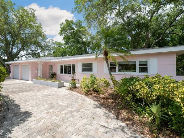 655 62nd St S, Saint Petersburg, FL 33707