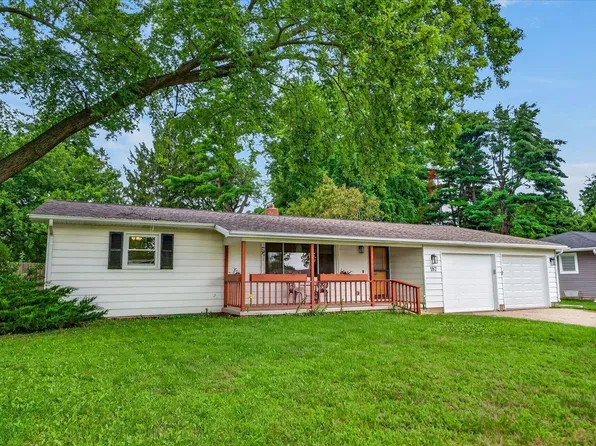 187 Sterling Dr, Oregon, WI 53575