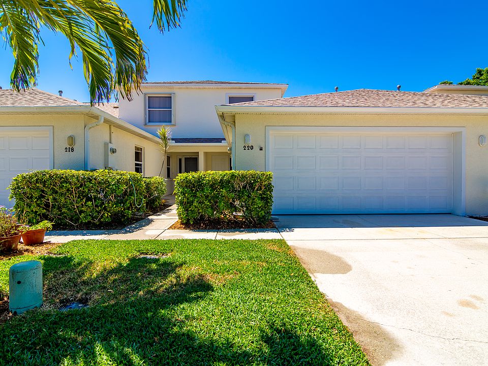 1st image of 210 Thatch Palm Ct