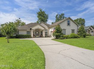 1744 Fiddlers Ridge Dr, Fleming Island, FL 32003