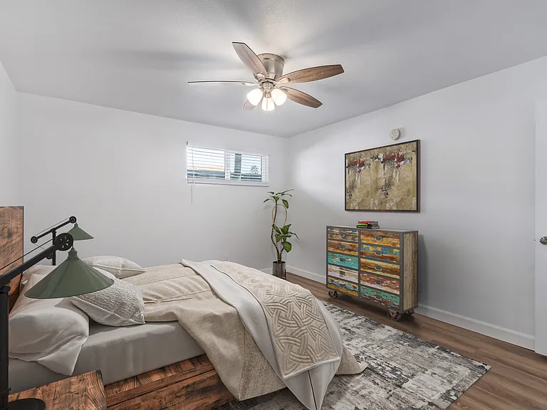 2922 N 35th St #6 — Photo 5