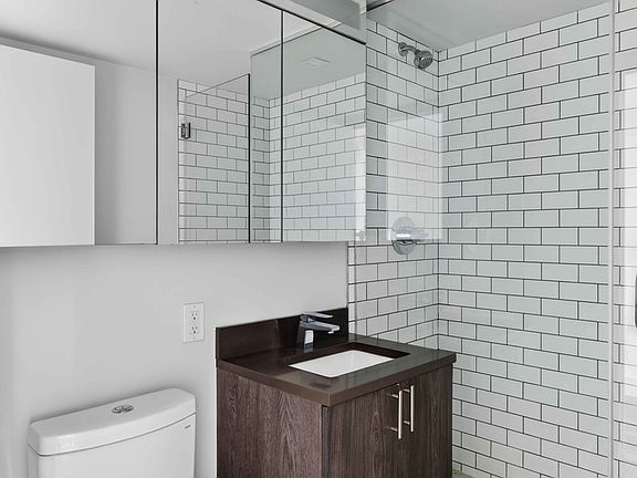 5th image of 165 Ludlow St #Ge