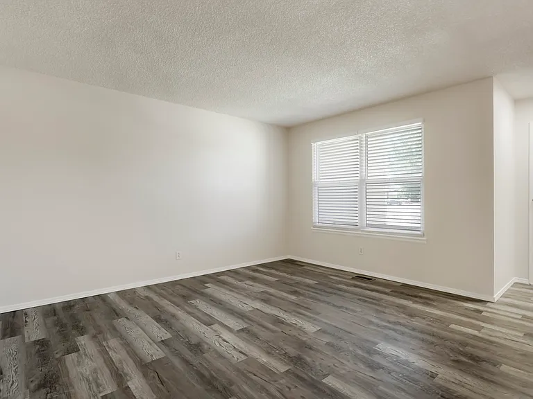 11654 Community Center Dr #109 — Photo 3