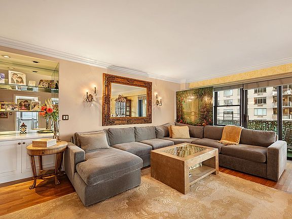 4th image of 345 E 80th St #19EF