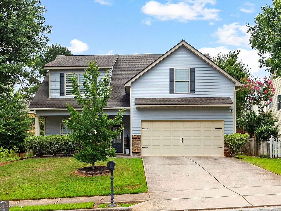 1st image of 7 Camden Cir