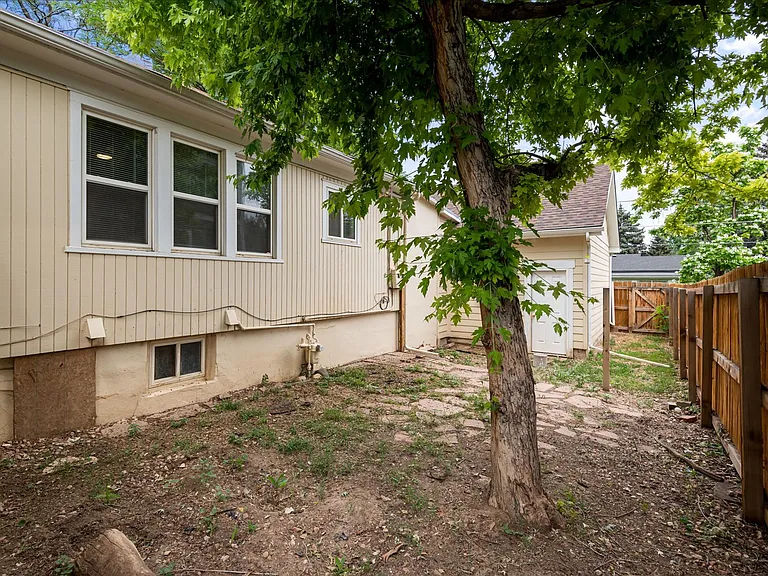 7196 W 4th Ave — Photo 10
