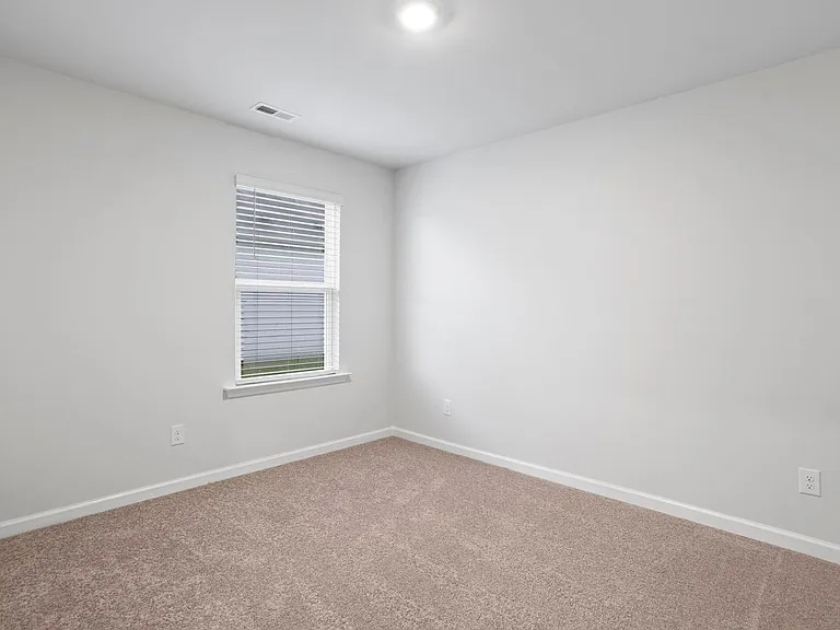 111 Cassidy Ln — Photo 10