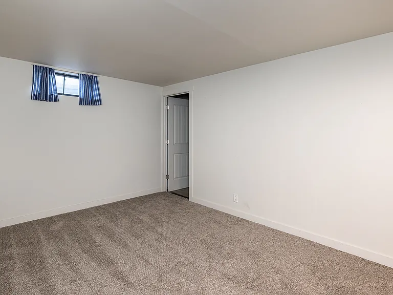 3011 W Dalke Ave — Photo 7