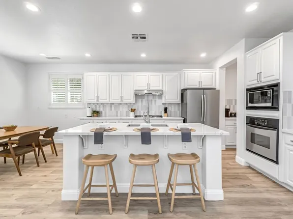 14705 Spanish Bay Way, Chowchilla, CA 93610