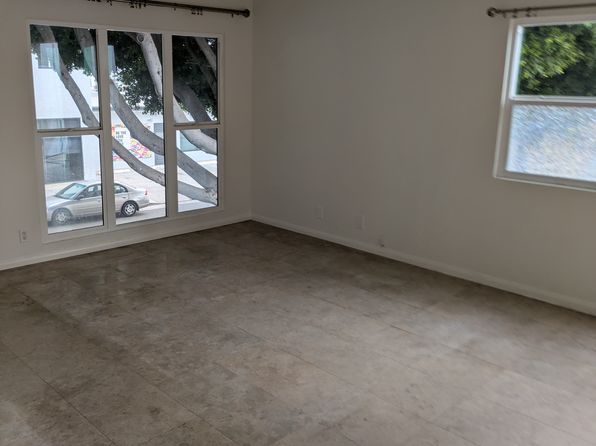 3-1350 Franklin St #2B