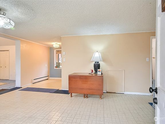 4th image of 24302 59th Avenue W