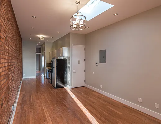 Rented by Nooklyn NYC LLC | media 26