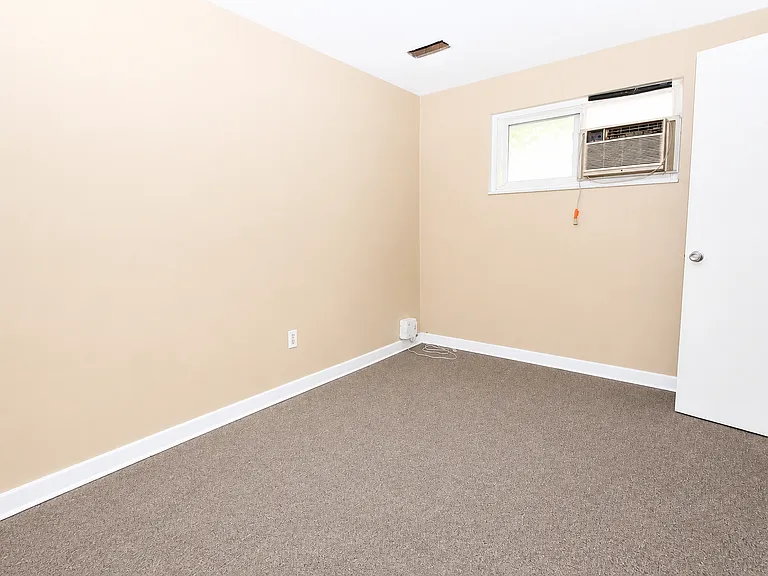 243 Moon Clinton Rd — Photo 6