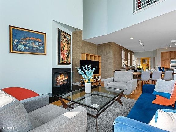 5th image of 1705 N Clybourn Ave