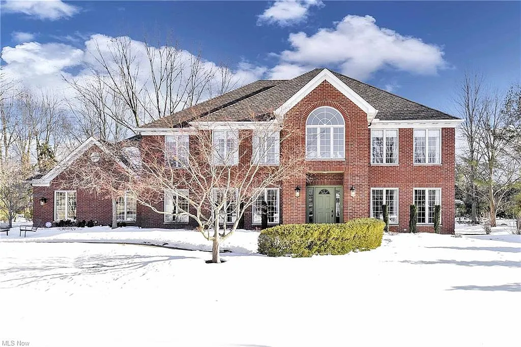 3251 Royal Oak Ct photo 1