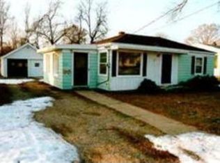 1042 Bryant St SW, Wyoming, MI 49509